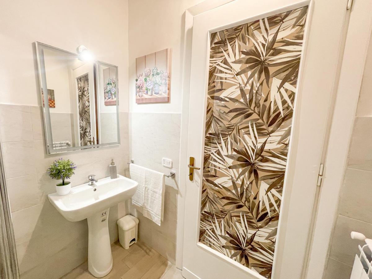 Al Politeama Rooms B&B Παλέρμο Εξωτερικό φωτογραφία