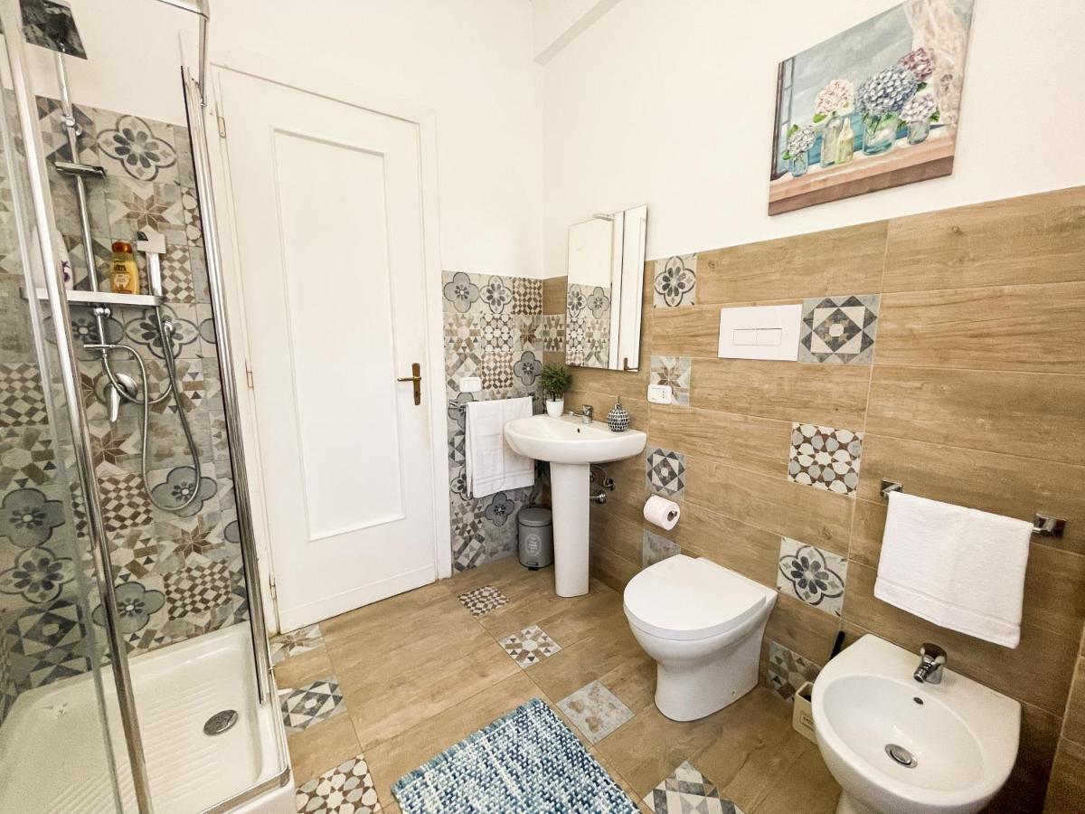 Al Politeama Rooms B&B Παλέρμο Εξωτερικό φωτογραφία
