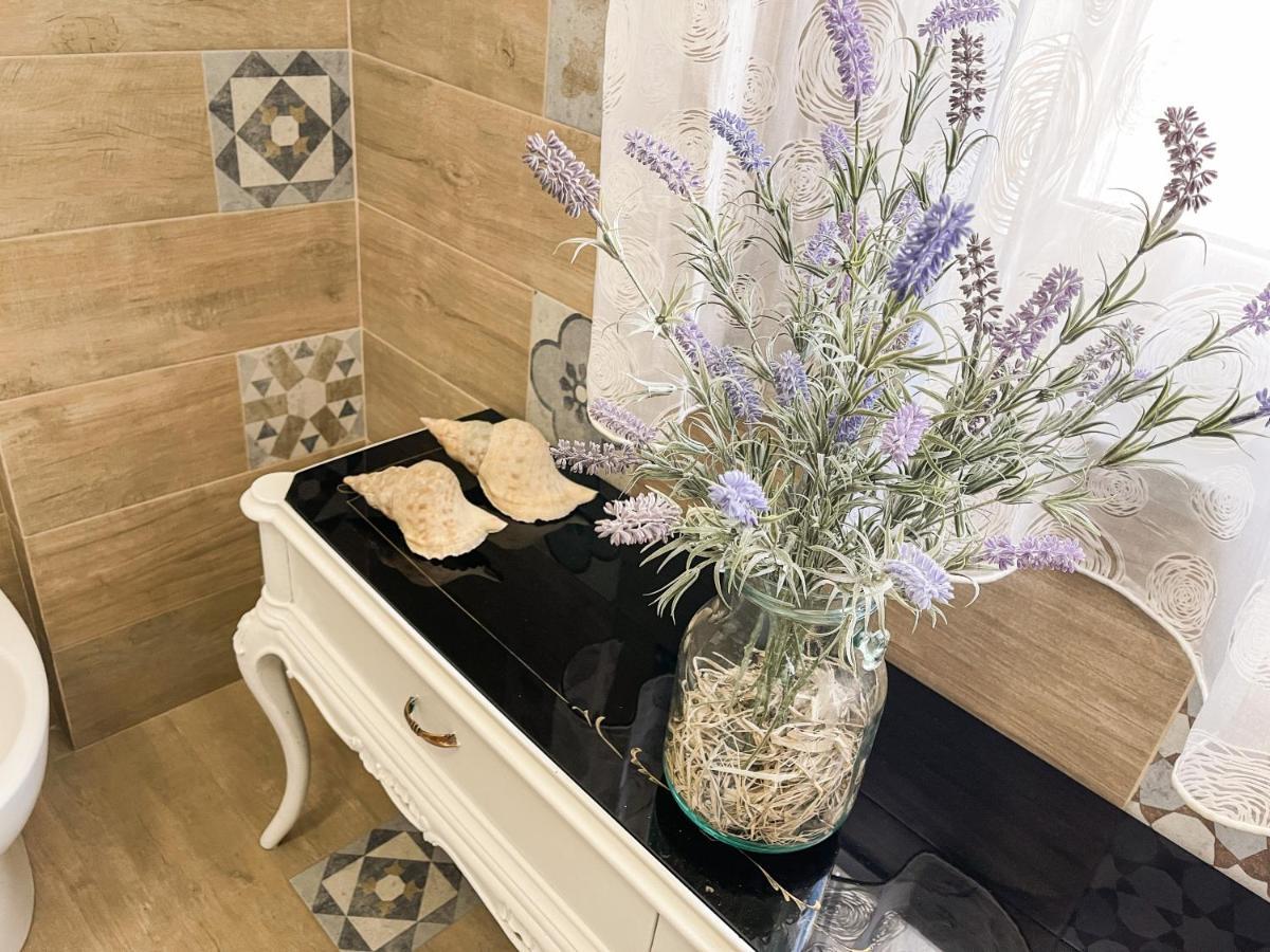 Al Politeama Rooms B&B Παλέρμο Εξωτερικό φωτογραφία