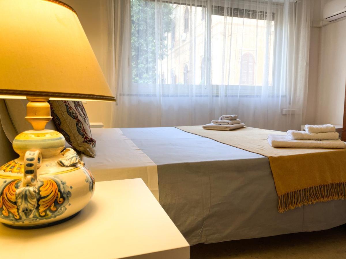 Al Politeama Rooms B&B Παλέρμο Εξωτερικό φωτογραφία