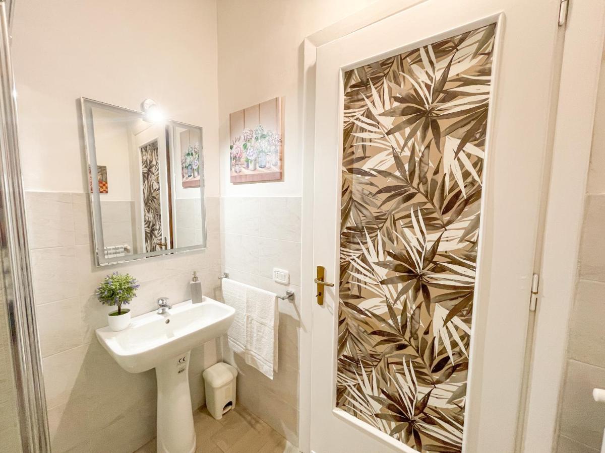 Al Politeama Rooms B&B Παλέρμο Εξωτερικό φωτογραφία