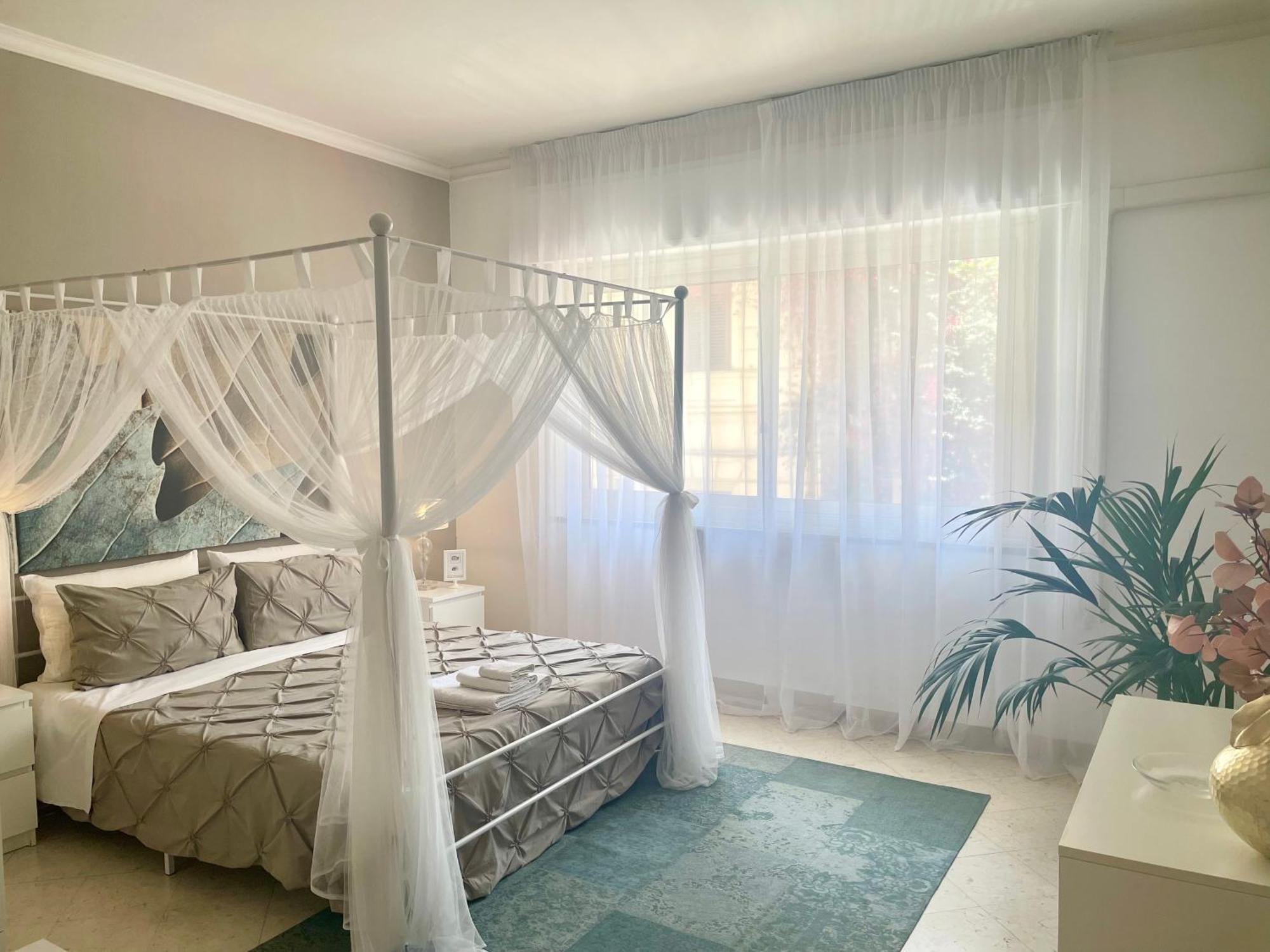 Al Politeama Rooms B&B Παλέρμο Εξωτερικό φωτογραφία